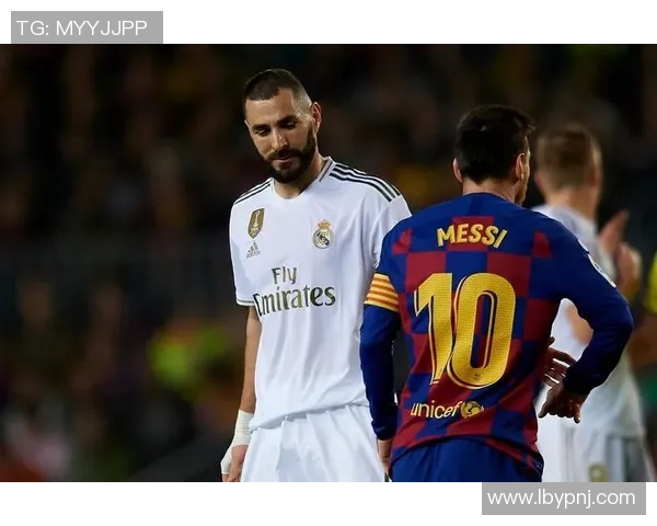 本泽马：从足球天才到传奇巨星的辉煌旅程与成就回顾